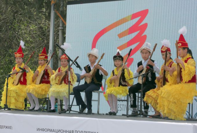 Краски фестиваля в фотографиях Пархоменко С.