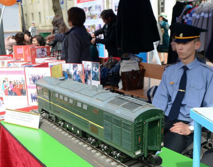 Фестиваль образования в фото  Досалиева