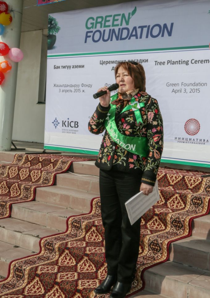 «Зеленый Бишкек – озеленение пришкольных участков». Акция 3 апреля 2015 года
